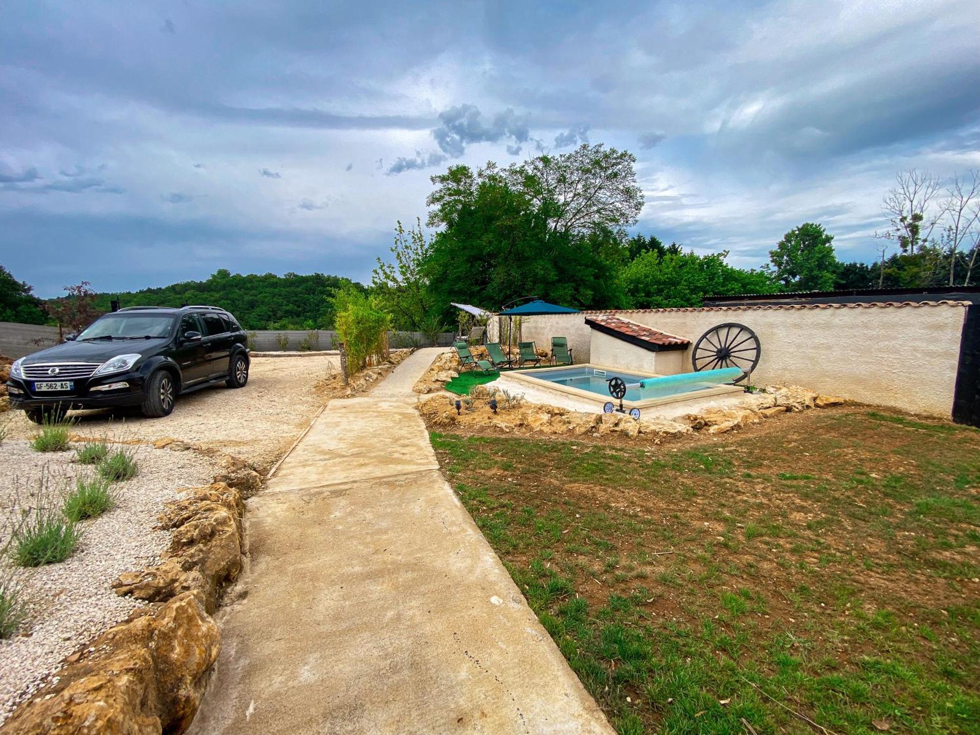 007 Bond Maison Pour Tous Y Compris Handicapes Avec Piscine Privee Queyssac